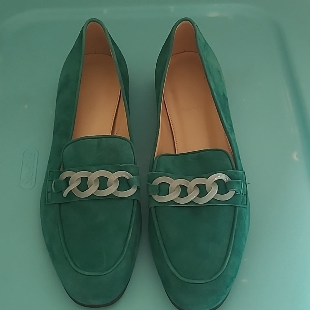 J. Crew Green Leather Loafers with Chain Detail Size 9.5 - Picture 8 of 12